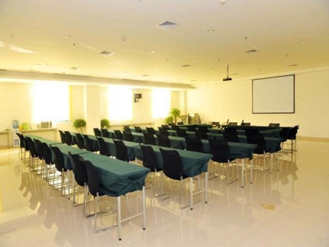 Jinjiang Inn Zhengzhou International Convention Center Jicheng  Екстериор снимка
